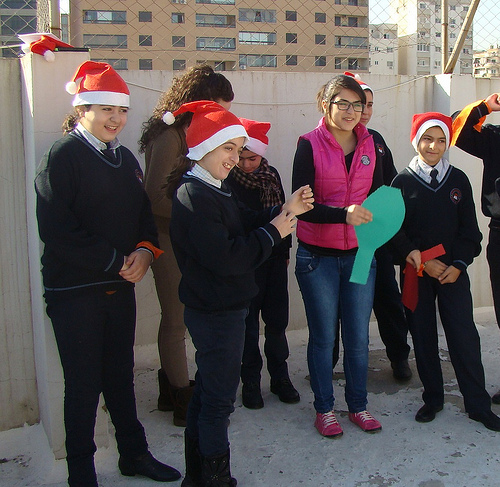 kids wear christmas santa hats