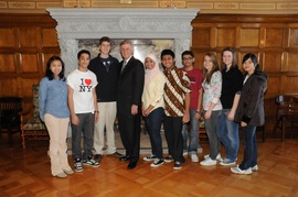 Gov  Mike  Beebe
