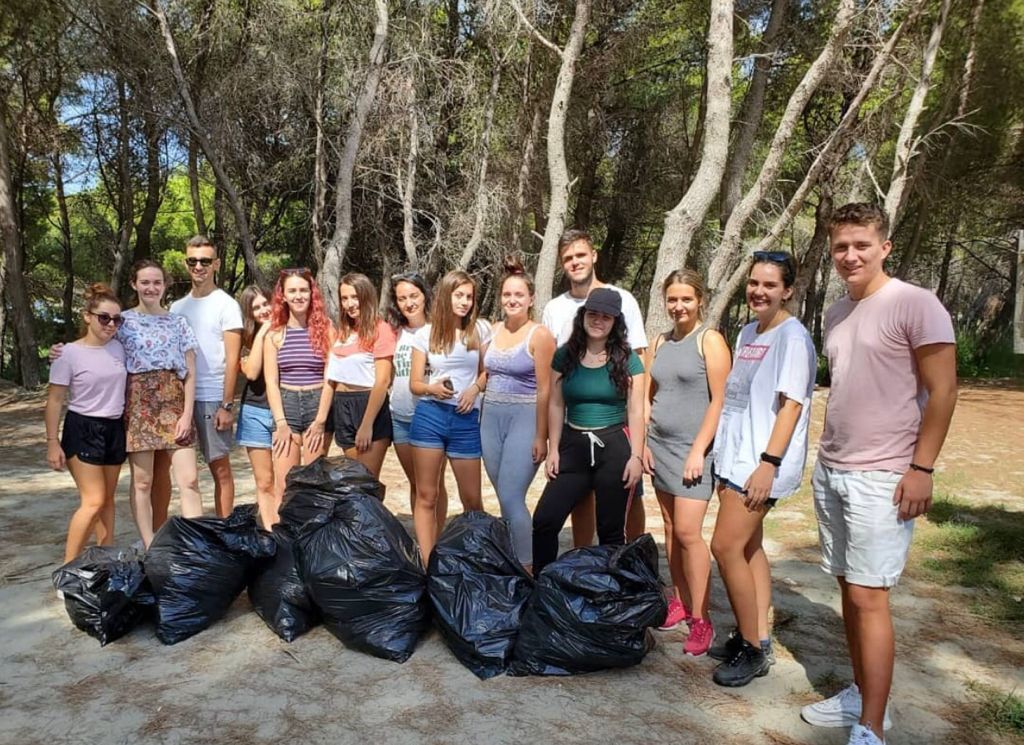 Alumni Clean Up Activity Yes Albania