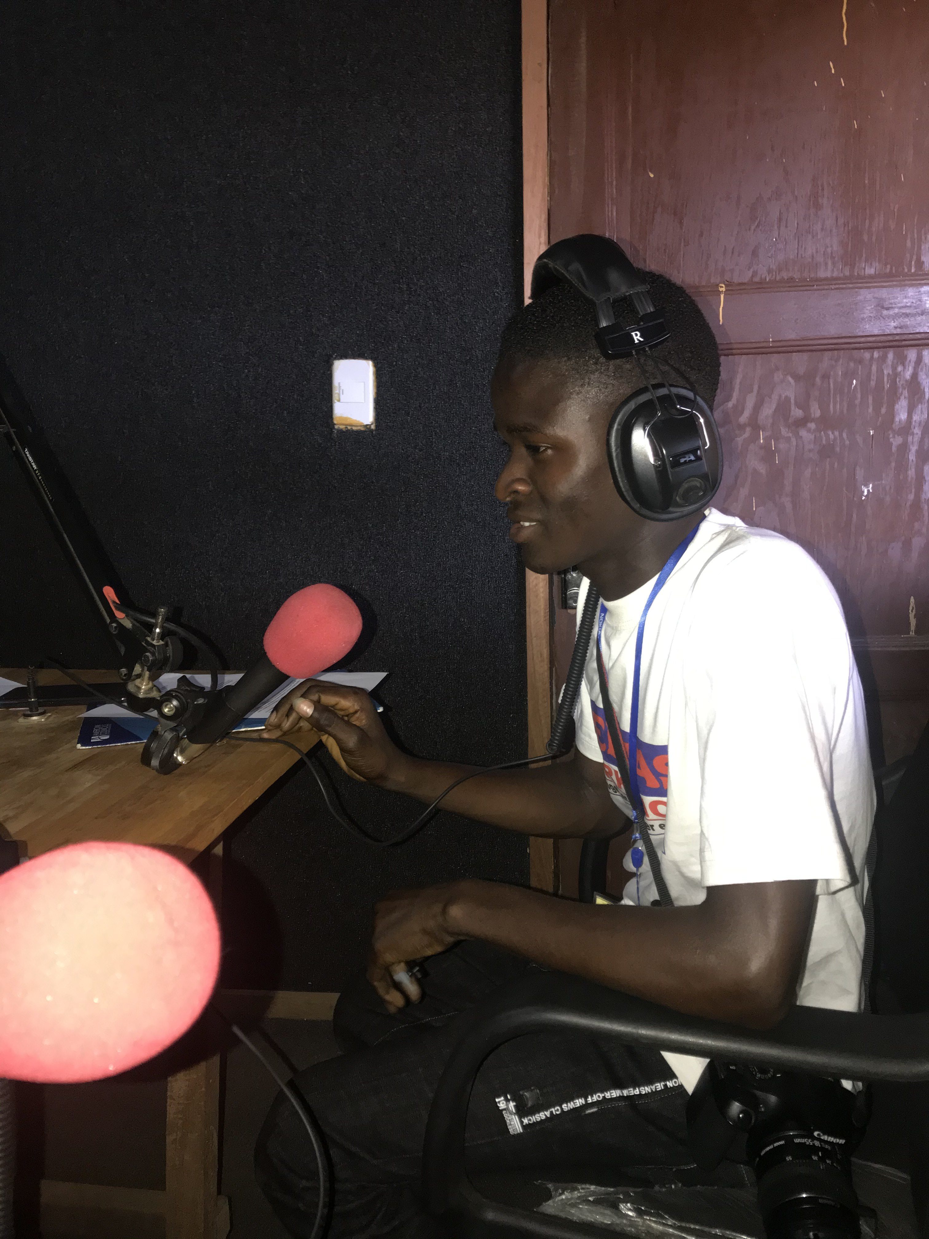 Godfrey  Hosting A Talk Show On Radio Gbarpolu