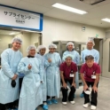 Yue Xin Hoe posing with Japanese doctors in the hospital